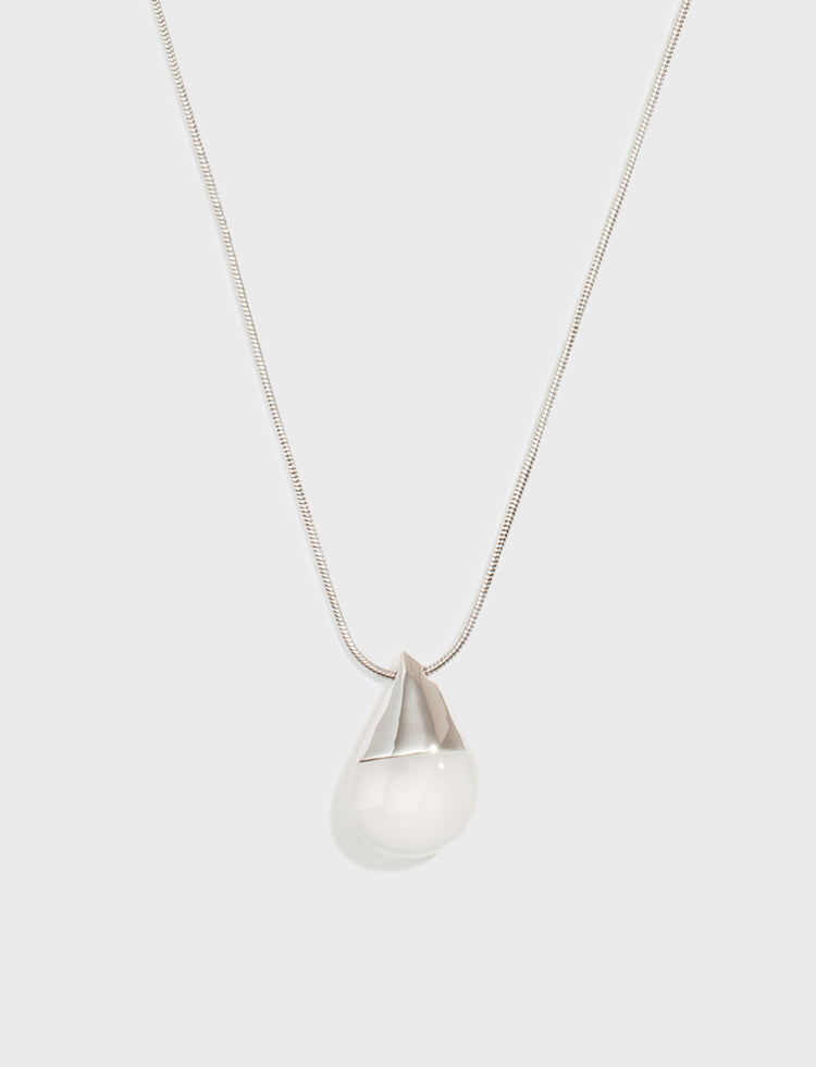 金属白玛瑙拼接项链 White Agate Embellished Necklace