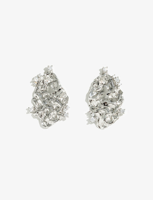 水波涟漪镶钻耳环