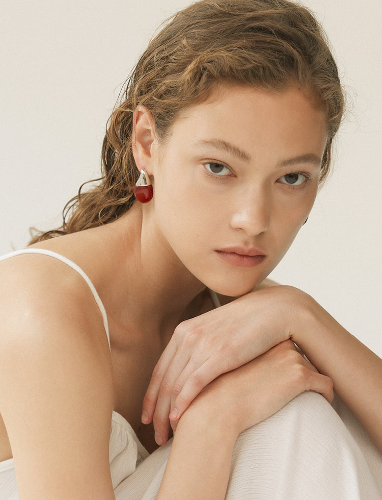 金属红玛瑙拼接耳环 Red Agate Embellished Earrings
