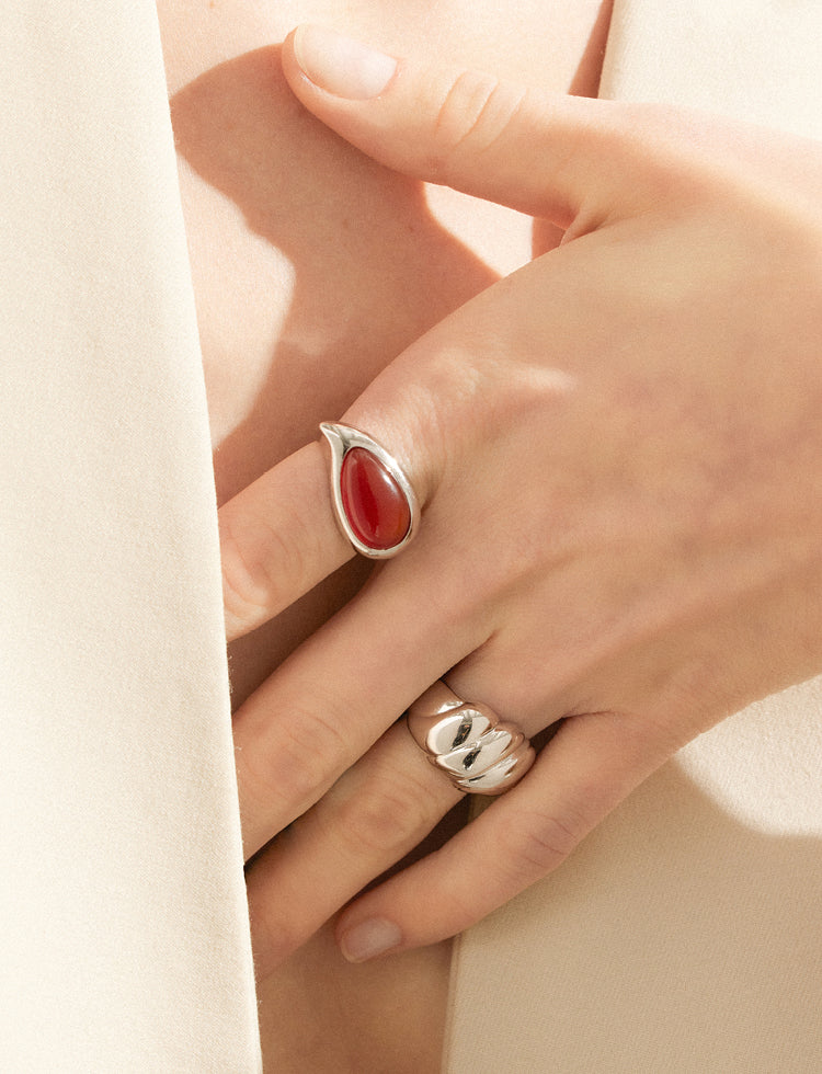 水滴镶红玛瑙戒指 Water Drop Red Agate Ring