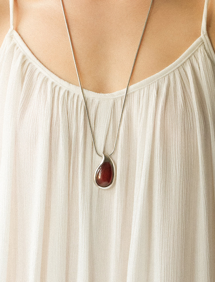 大款水滴镶红玛瑙项链 Water Drop Red Agate Necklace (Large)