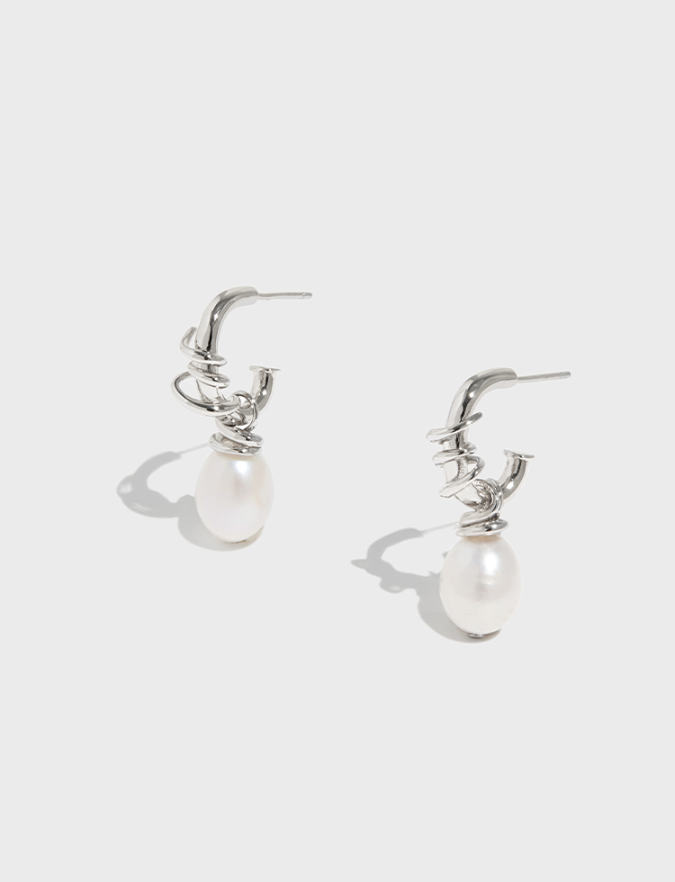 绳结圈圈珍珠耳环 Pearl Knot Earrings