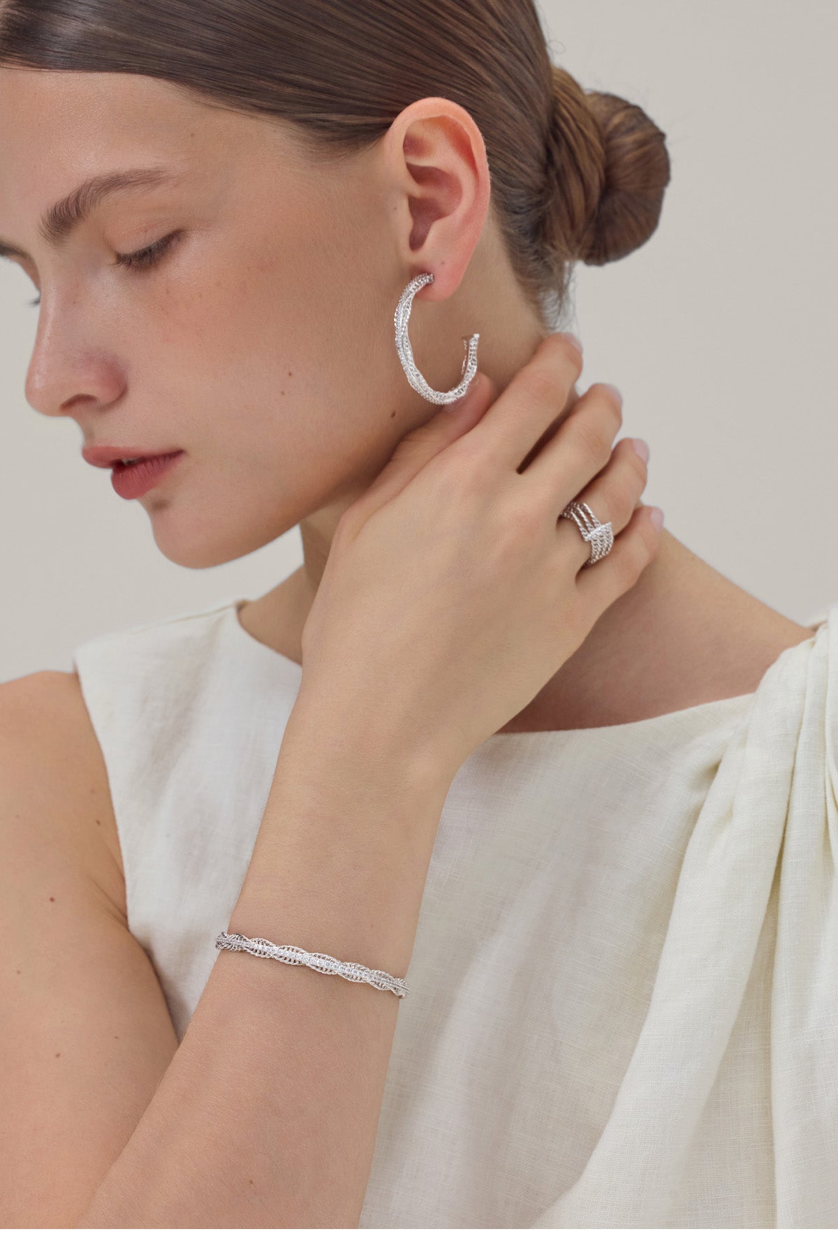 密镶锆石链条纽花手镯 Starlink Zicron Cuff